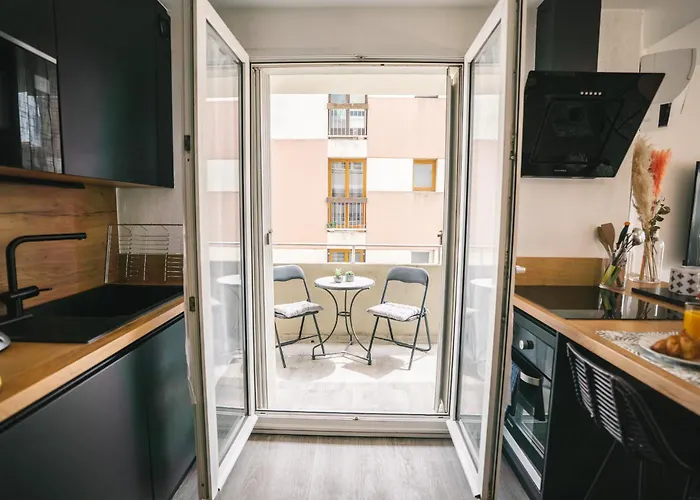 Magnifique T3-terrasse-parking-centre Ville-ad Apartment *