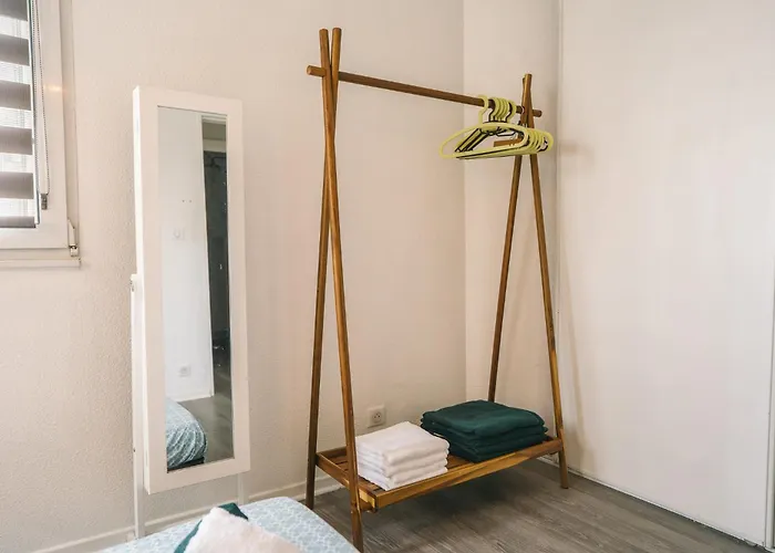 Magnifique T3-terrasse-parking-centre Ville-ad Apartment Carcassonne